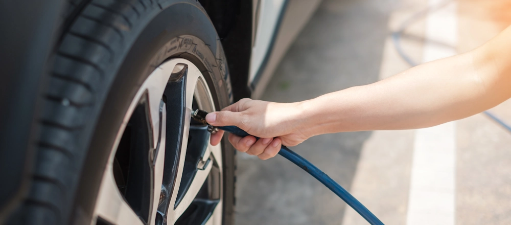 Tyre pressure air refill